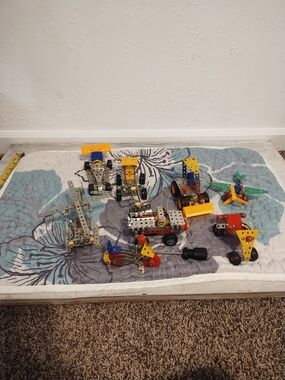 Lot 8 vehicle 1993 REMCO TOYS  Steel Tec Model DUMP TRUCK KIT **Already Assemble